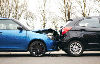Ankauf Unfallwagen - defektes Auto verkaufen mit Abholung in Duisburg und Umgebung
